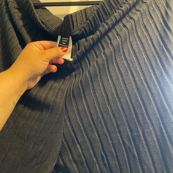 Black track suit - Picture 6 of 6